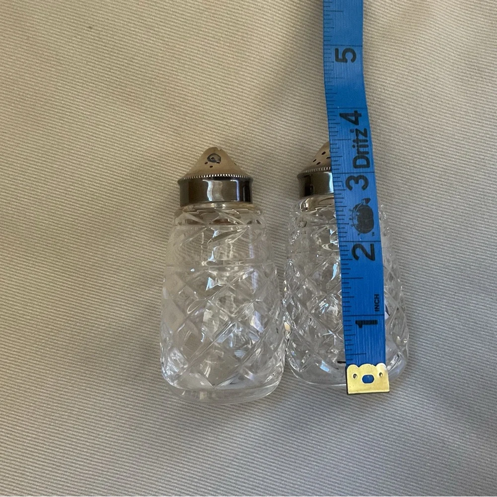 Waterford Crystal Salt and Pepper Shakers with Silver Tops - Picture 7 of 9